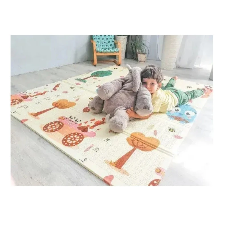 Детски килим за игра, Мечета с хвърчила, 150 х 180 х 1